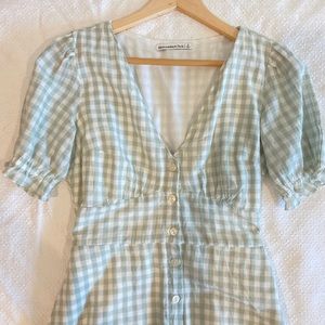 green gingham Abercrombie dress